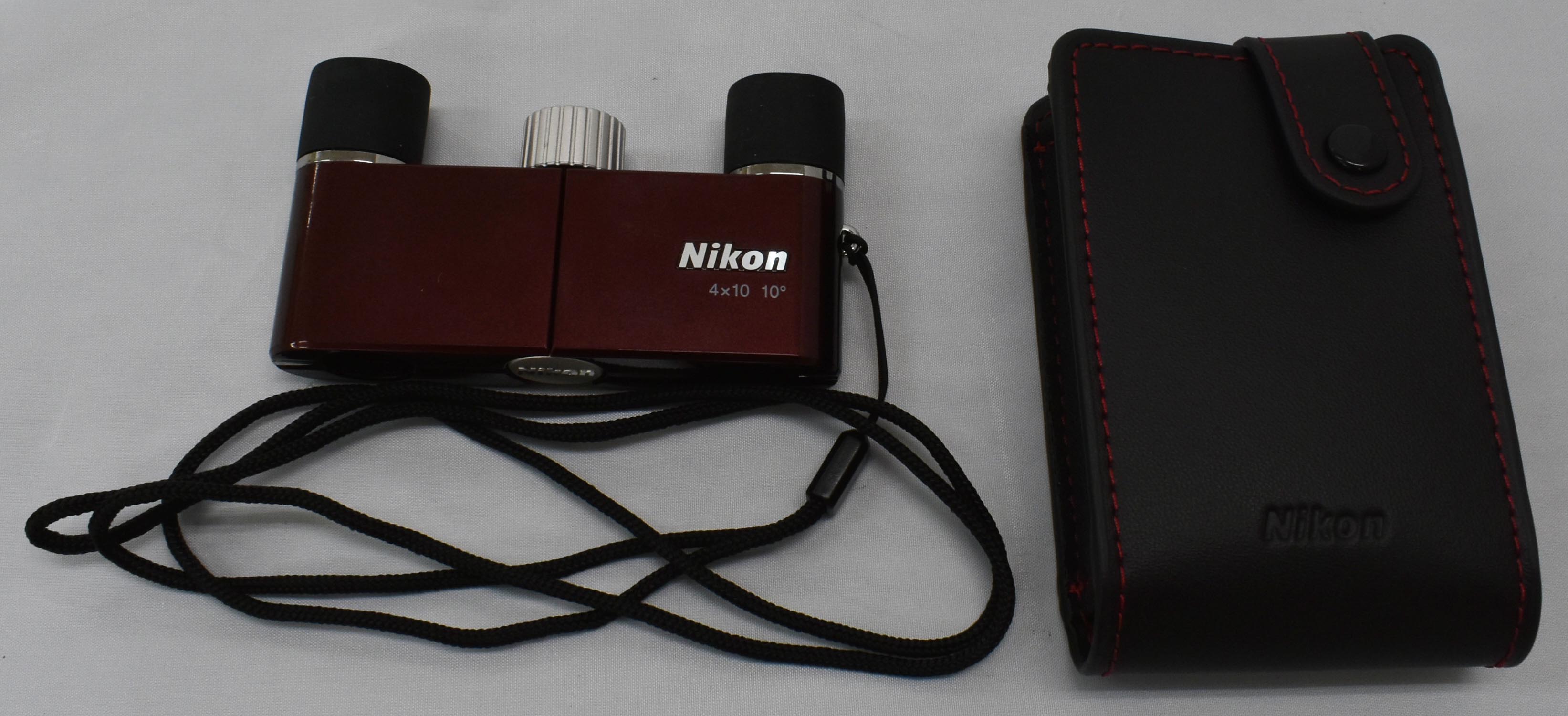 Nikon 双眼鏡 遊 4X10D CF ダハプリズム式 4倍10口径 ワインレッド